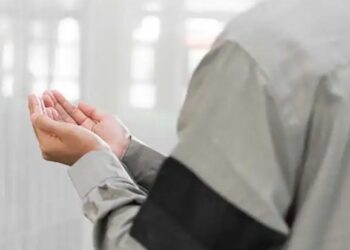 The Power of Islamic Prayers With a Guide to Muslim Prayer Practices
